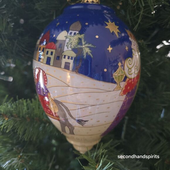 LI BIEN 3 KINGS ORNAMENT BOX  2012 CHRISTMAS GLASS Reverse Painting Pier 1 - Picture 6 of 8